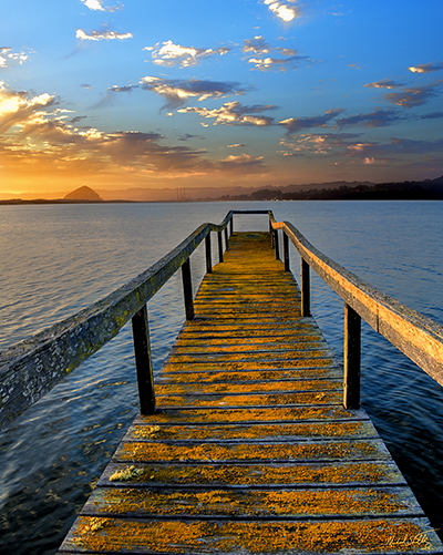 Private dock on Morro Bay let visitors walk over the water, or mud at low tide